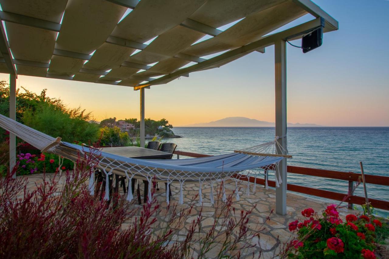 Baywatch Apartments On The Beach By "Elite" Ammoudi Dış mekan fotoğraf