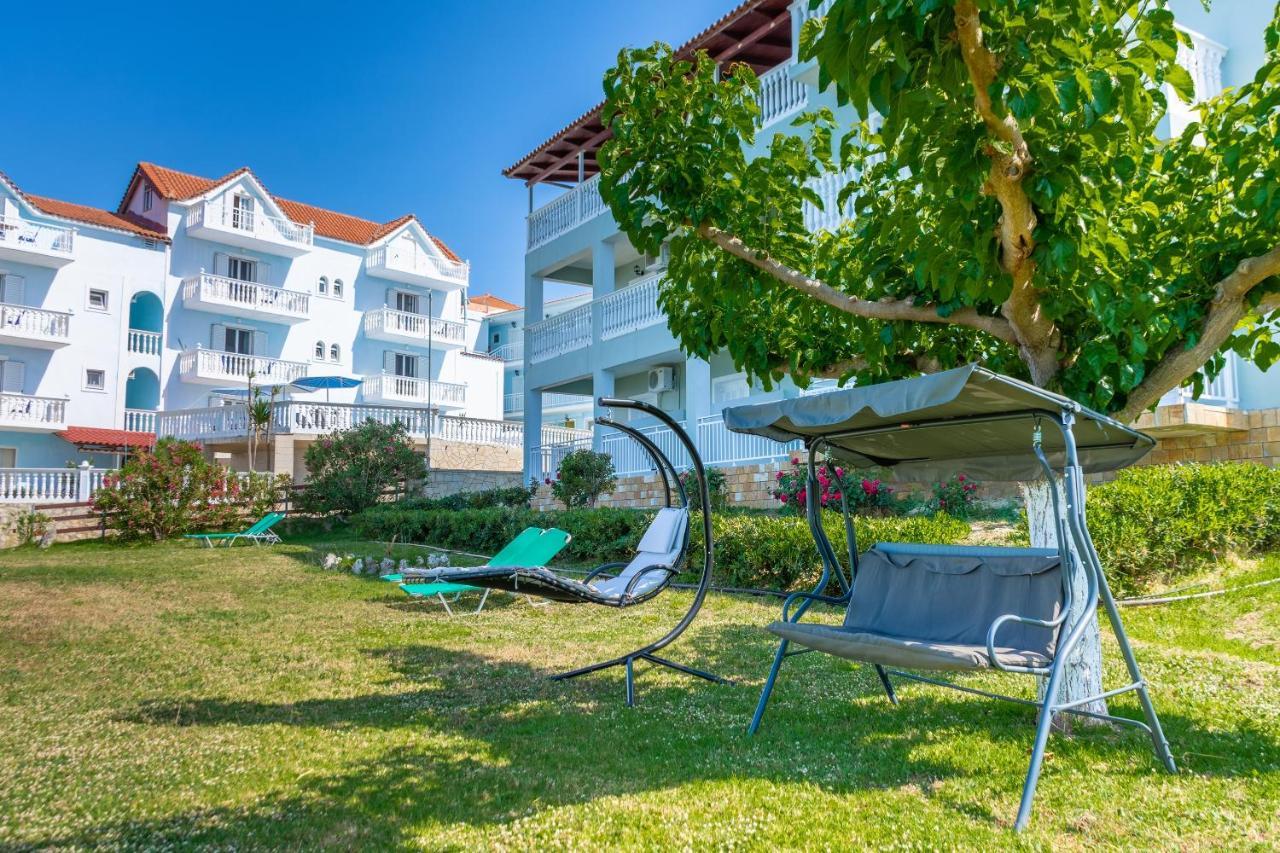 Baywatch Apartments On The Beach By "Elite" Ammoudi Dış mekan fotoğraf